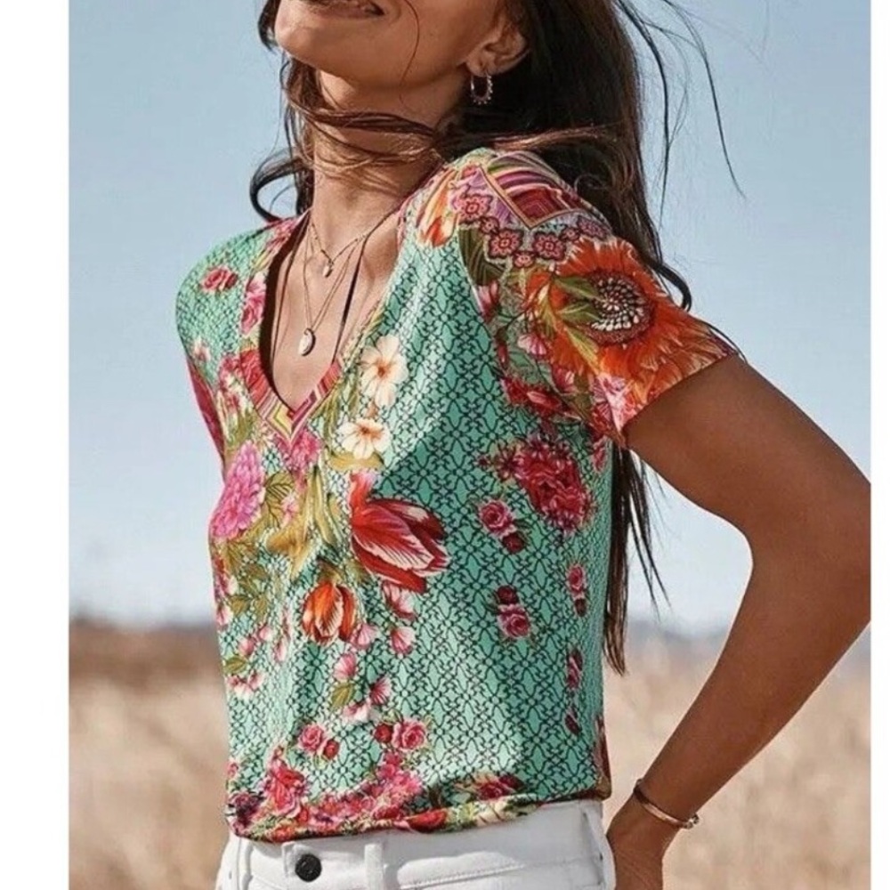 NWT Johnny Was Mona May Favorite V Neck Tee Shirt